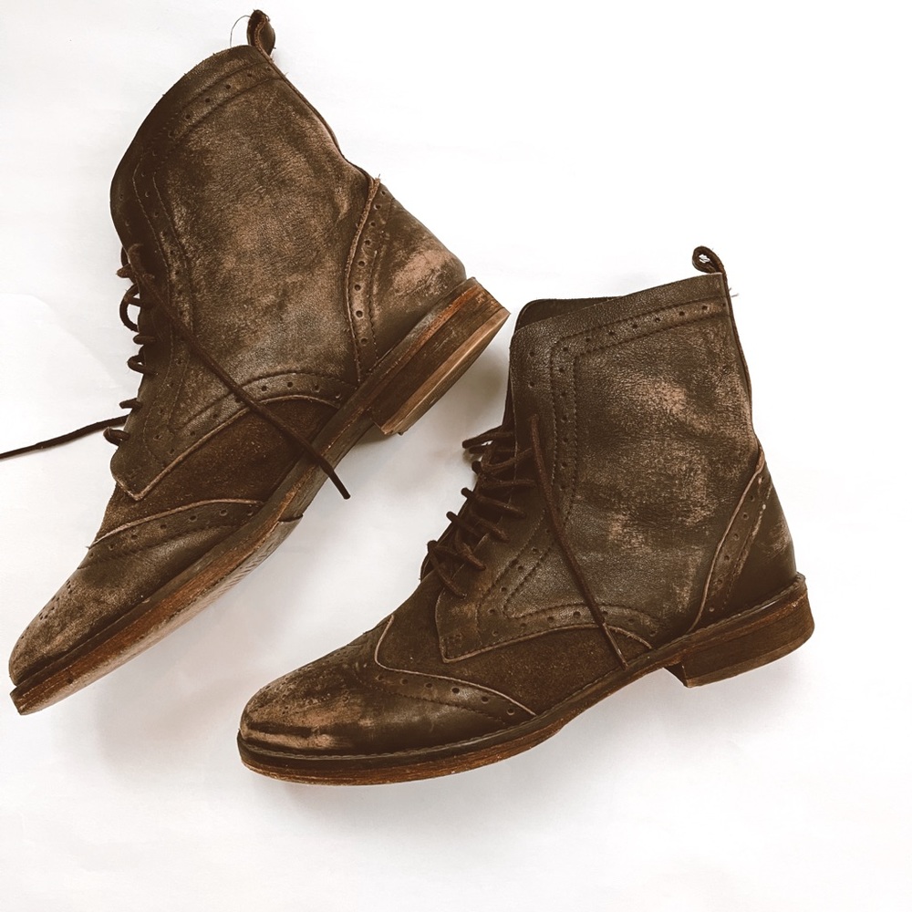 Free people chelsea boot